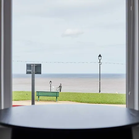 Host & - Seaview Retreat *